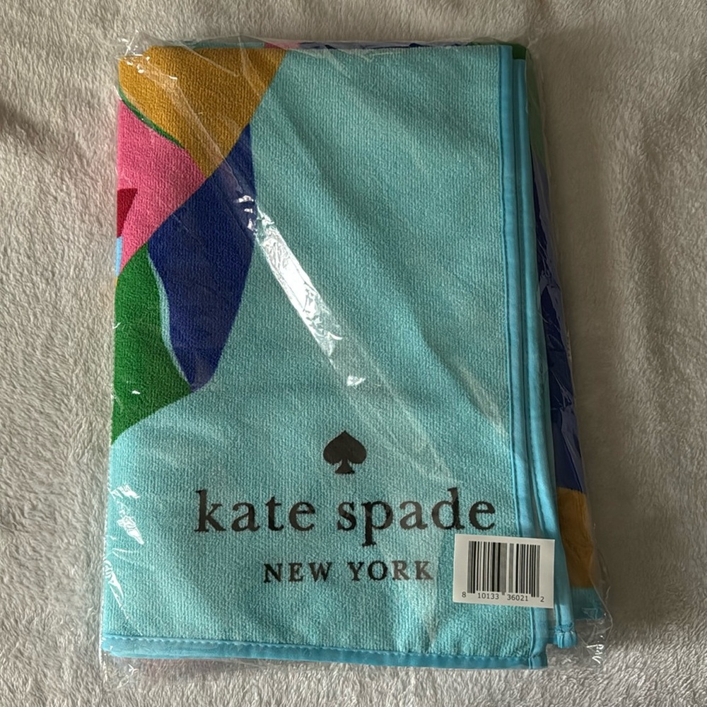 Kate Spade beach towel (NWT)